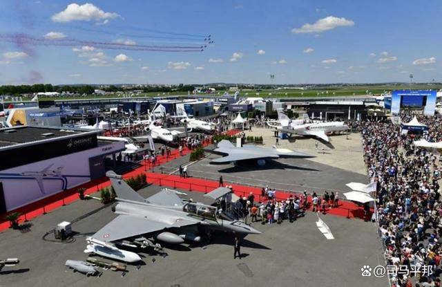 皇冠信用网是什么意思_想找回场子？法国邀请歼-10C参加巴黎航展皇冠信用网是什么意思，实际上暗藏三个小心思