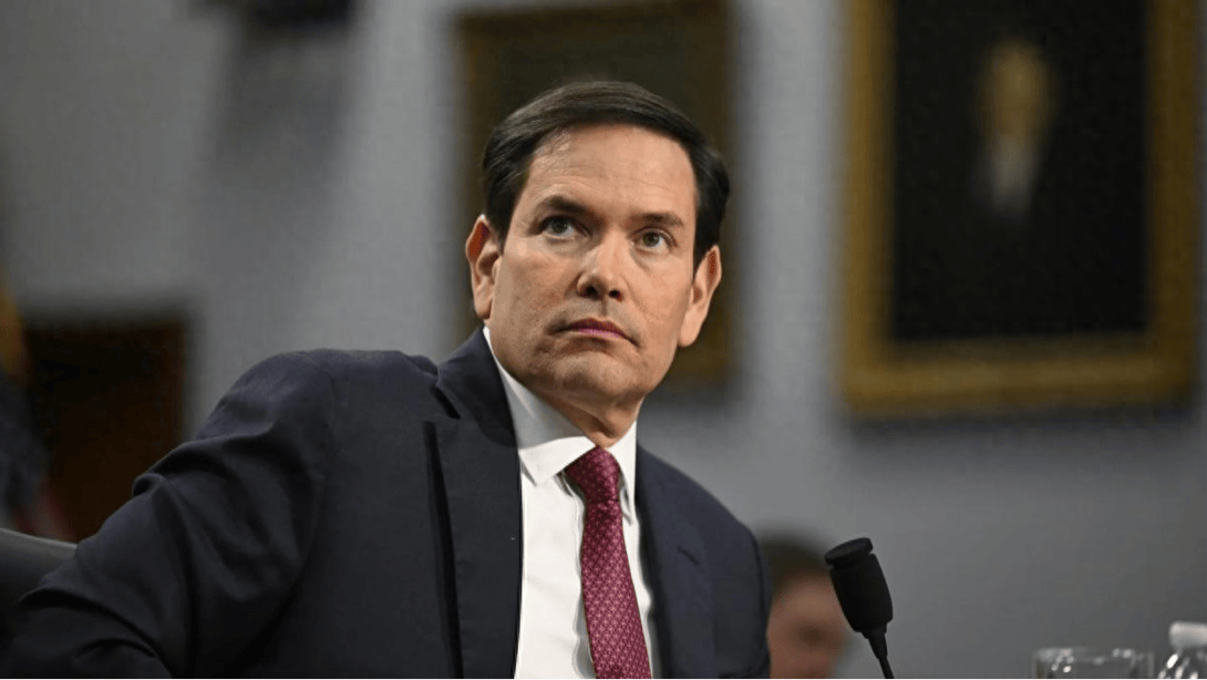 皇冠信用网怎么申请_特朗普野心暴露皇冠信用网怎么申请，27万中国学生可能被无情遣返！中方4个字说明一切