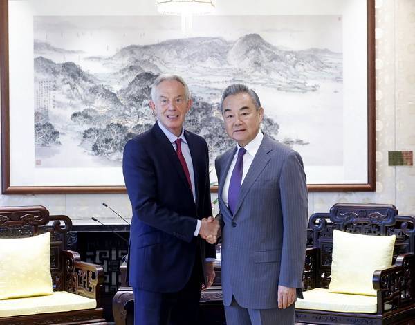 河床v蒙特瑞_王毅会见英国前首相布莱尔:个别大国背弃国际责任河床v蒙特瑞,中英应体现责任担当