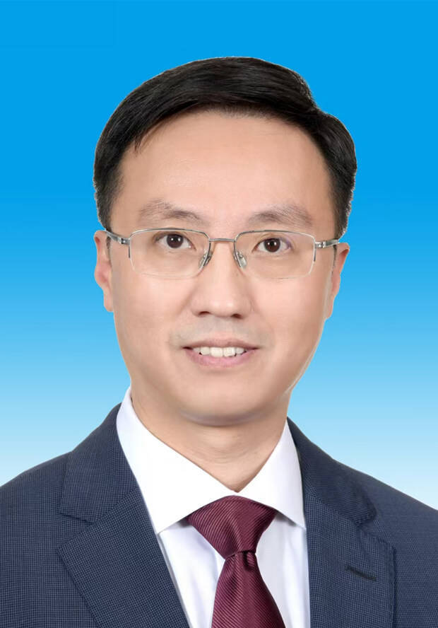 DOTA2: CCT SERIES(3场2胜)_工学博士、南京市鼓楼区区长方靖调任常州市委常委、副市长