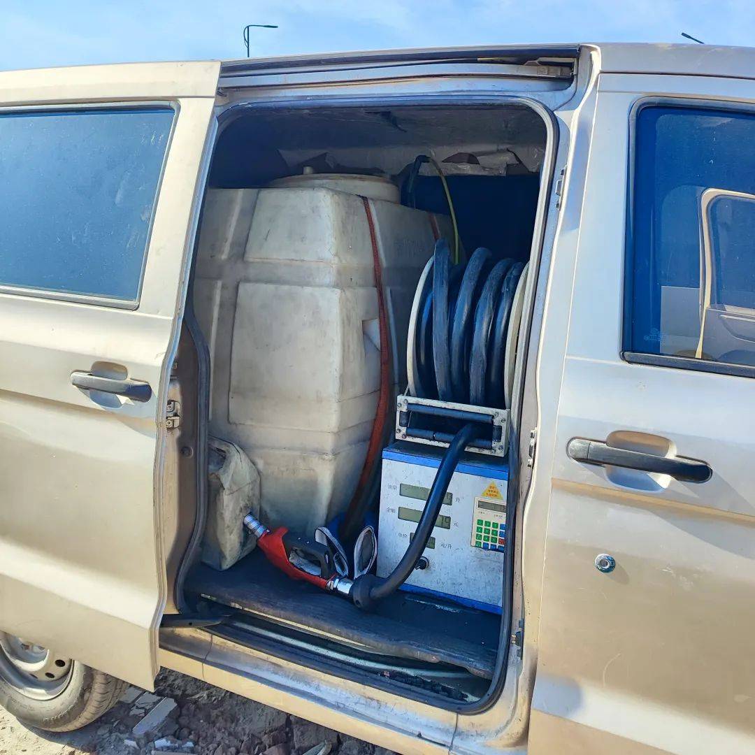 皇冠信用网登3租用
_浙江杭州市萧山区：长期非法倒卖柴油 违规设置加油装置