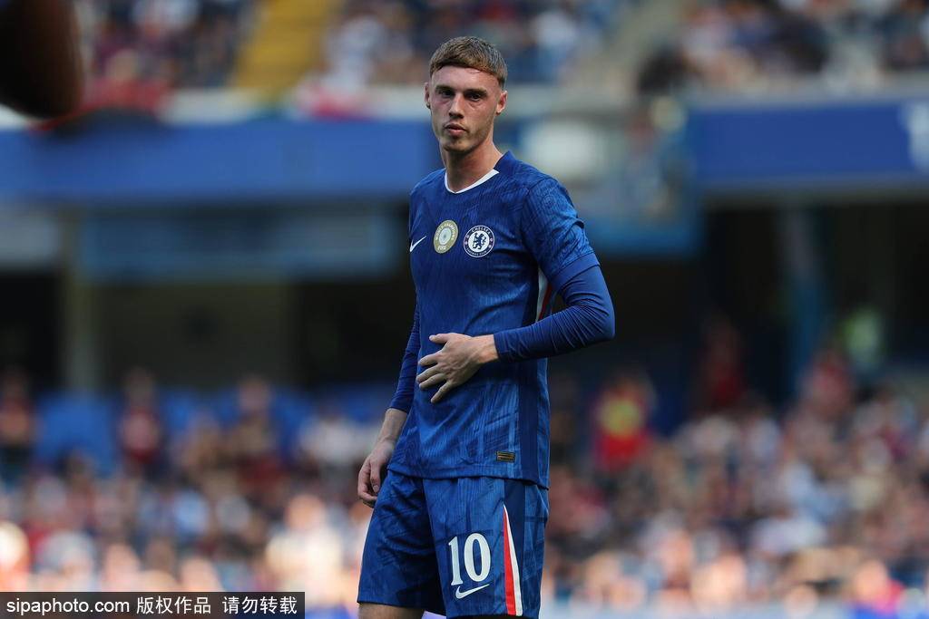 皇冠信用网最新地址_观战台：利物浦打响英超揭幕战 曼联枪手锋线天团火拼