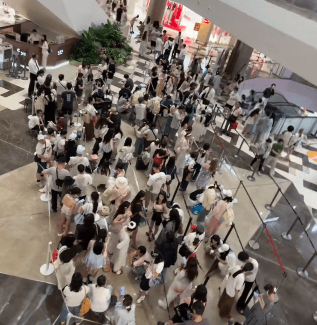 皇冠信用網代理申请
_开业第一天就闭店！人多到崩溃皇冠信用網代理申请
，排队超8小时，品牌道歉，补偿方案公布！