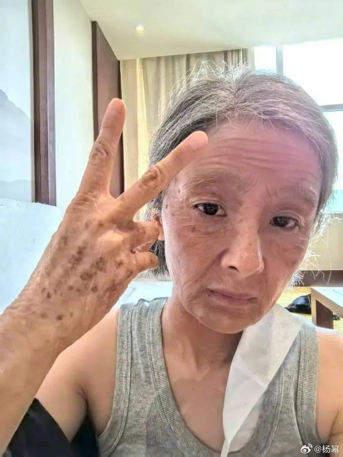 萨索洛vs那不勒斯
_杨幂晒老年妆告别电视剧《生万物》萨索洛vs那不勒斯
，此前增重10斤素颜出演农妇，完成高强度农活戏份