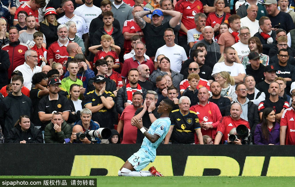 新宿创造vs冲绳_赛季首胜新宿创造vs冲绳！英超-库尼亚伤退B费点射绝杀 曼联3-2伯恩利