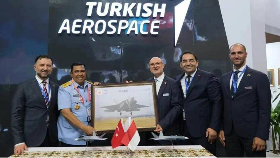 水原三星vs城南足球俱乐部_官宣歼-20已经不够“先进”可以公开水原三星vs城南足球俱乐部，预示中国有更厉害重型战机