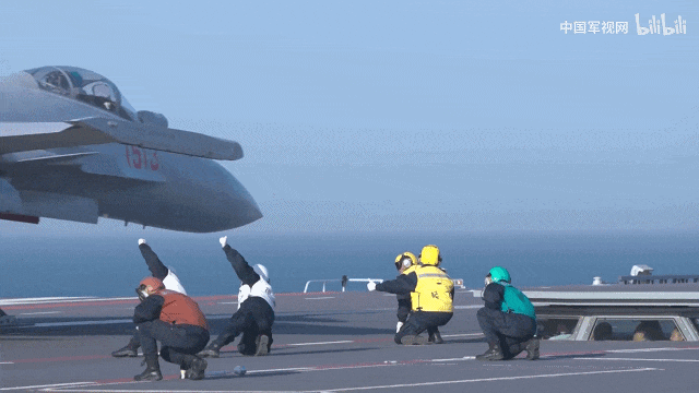 皇冠皇冠信用代理_马院士8年前预言成真！福建舰电磁弹射歼-35成功皇冠皇冠信用代理，领先美国多少？