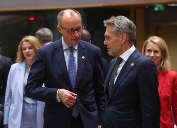 皇冠登一登二登三区别
_火势烧向航空、机械业…荷兰忙辩护皇冠登一登二登三区别
，德国想当和事佬