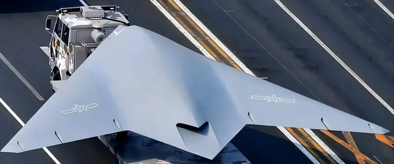 皇冠信用网开户
_外媒:没等到轰-20皇冠信用网开户
,中国“沉默巨人”已首飞,颠覆印太空战规则