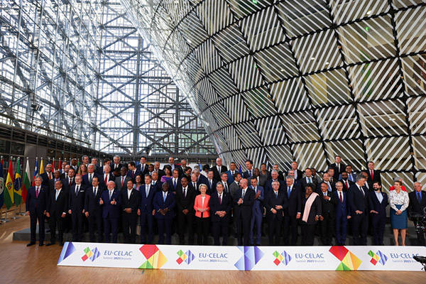 牛津联 vs 斯托克城
_美媒：担心激怒特朗普牛津联 vs 斯托克城
，多名欧盟领导人将缺席欧盟-拉共体峰会