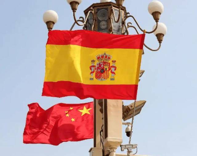 如何申请皇冠信用網
_时隔18年来华如何申请皇冠信用網
,第一站没去北京!中方高规格接待,狂签10项协议