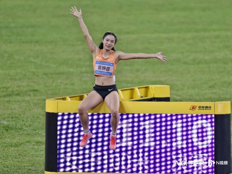 信用網怎么开户
_16岁的百米女飞人!葛曼棋退赛信用網怎么开户
,陈妤颉夺冠,韦永丽亚军