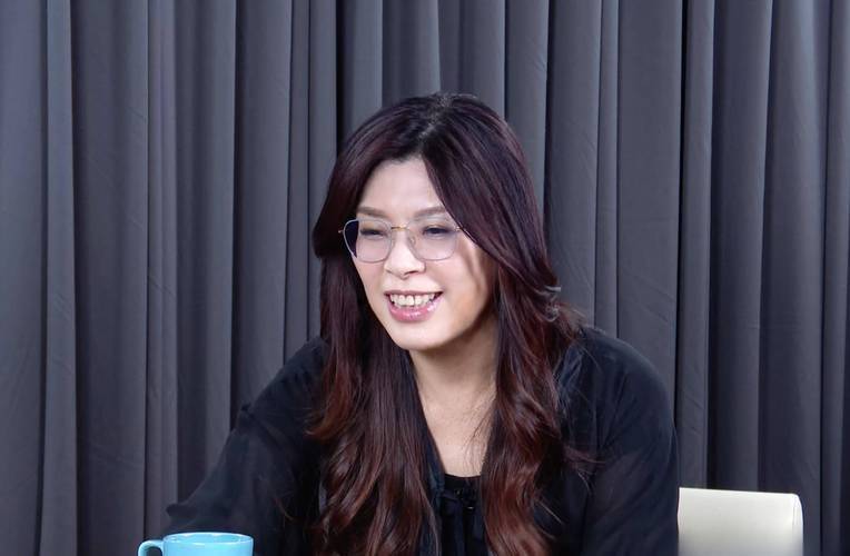 皇冠信用網申请条件
_台岛权力格局生变！郑丽文提特殊统一方式皇冠信用網申请条件
，美西方“驻台代表”排队求见，对外释放信号强烈