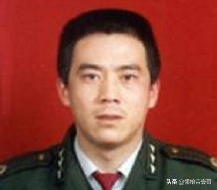 皇冠信用网在线申请
_无间道？山西警察中队长抢运钞车皇冠信用网在线申请
，被同事百发子弹乱枪击毙